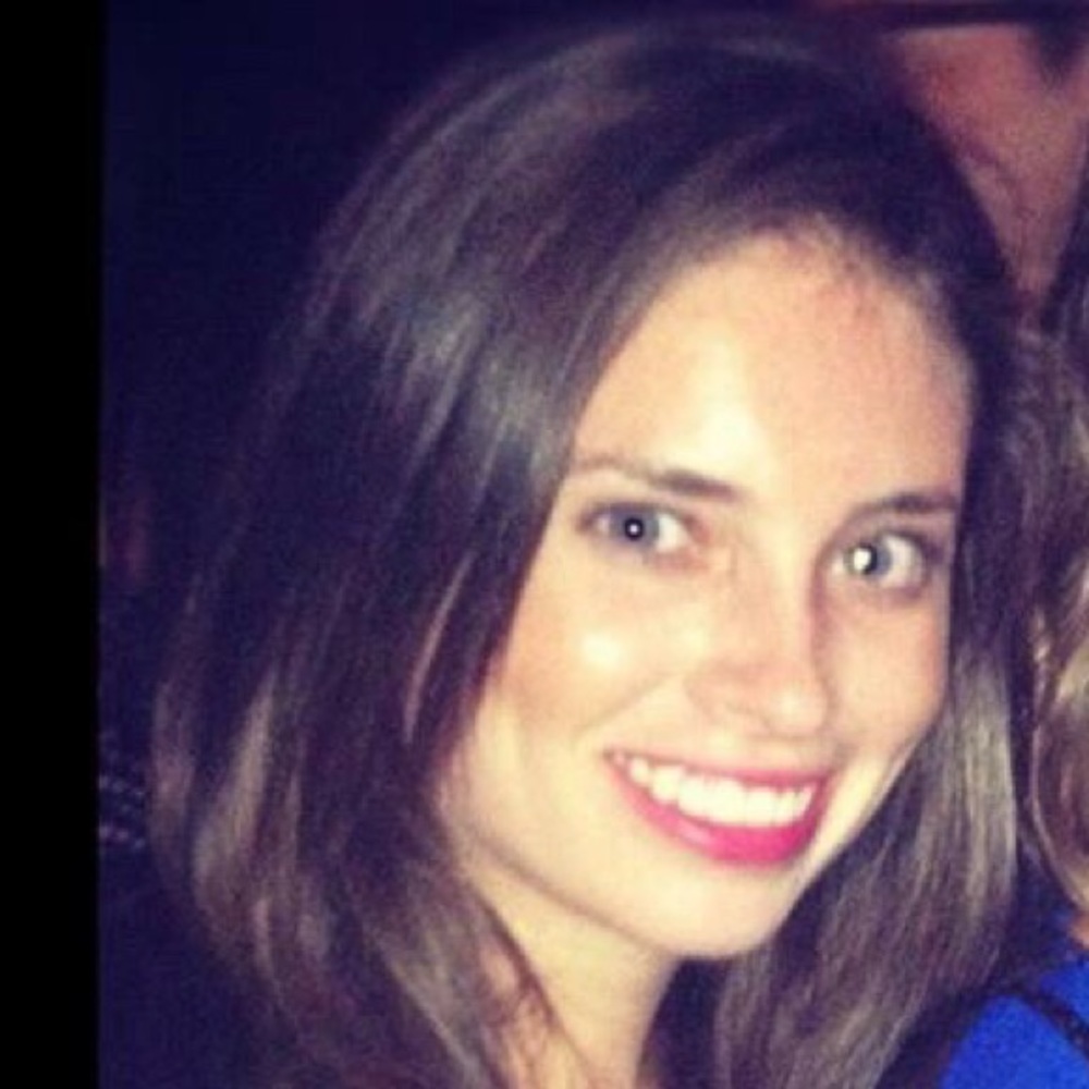 Meet your Posher, Macarena